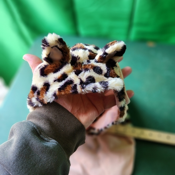 Leopard print dog sweater with ears - Picture 3 of 9